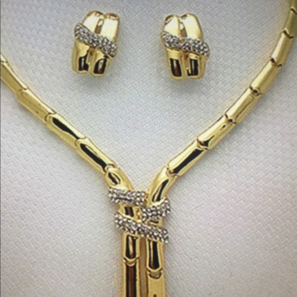 SALES 14 Karats Rolled gold Necklace Set